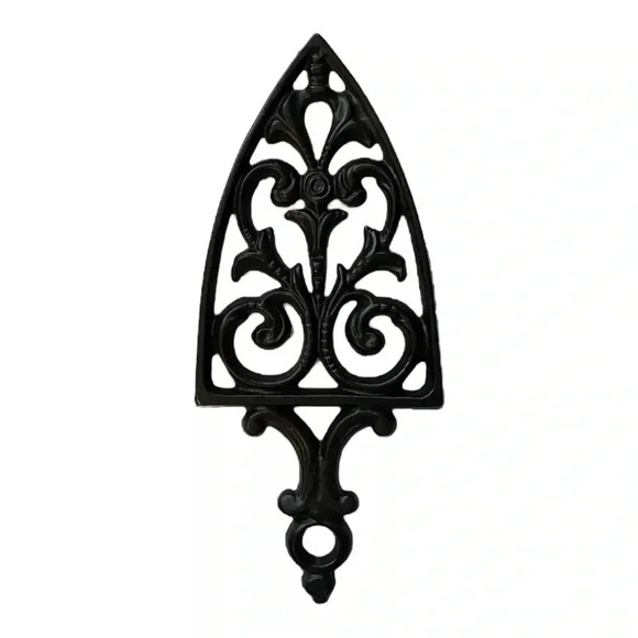 Vintage 1955 JZH Black Cast Iron Footed Trivet 9" x 4" Cathedral T-12 R - Picture 1 of 6